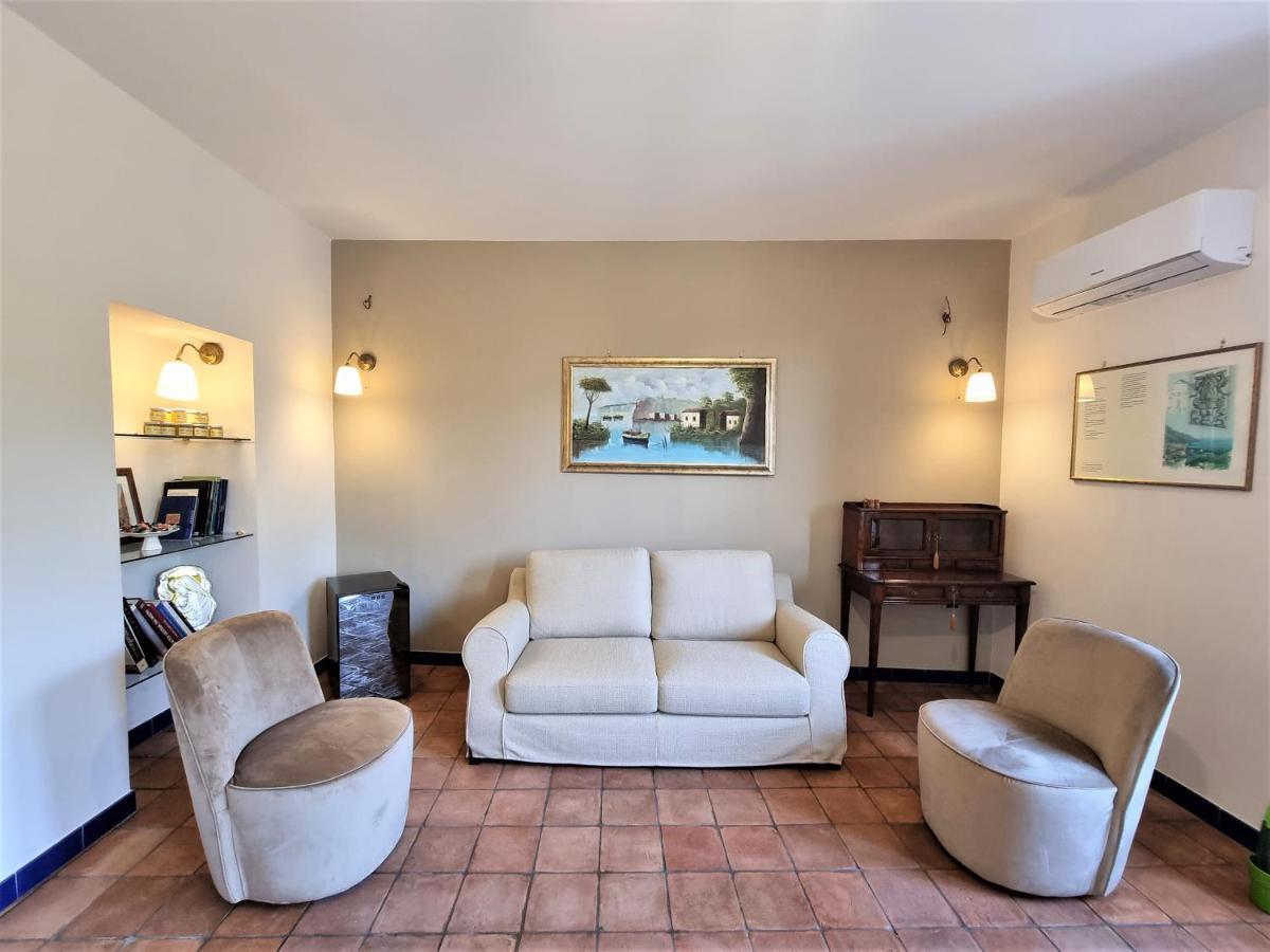 Casa Fifina Rooms Sant'Egidio del Monte Albino Eksteriør bilde